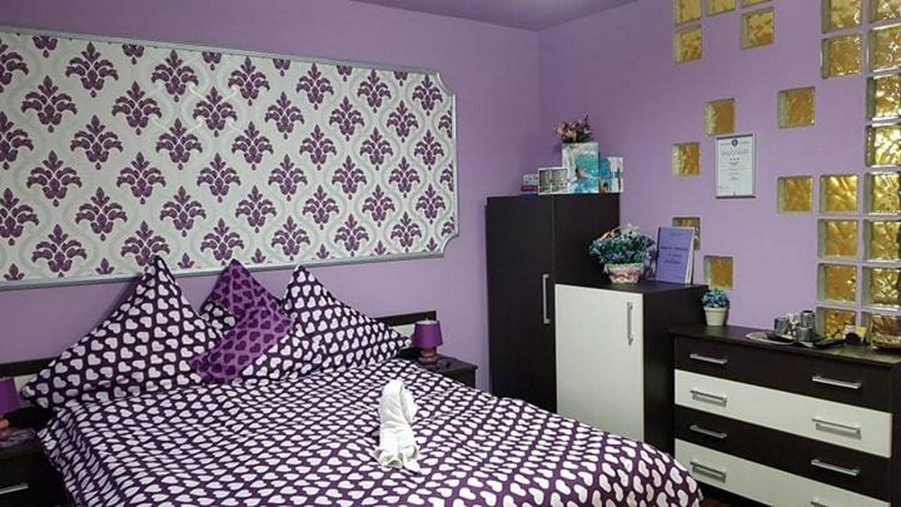 Appartement Garsoniera Cristina à Băile Felix Extérieur photo