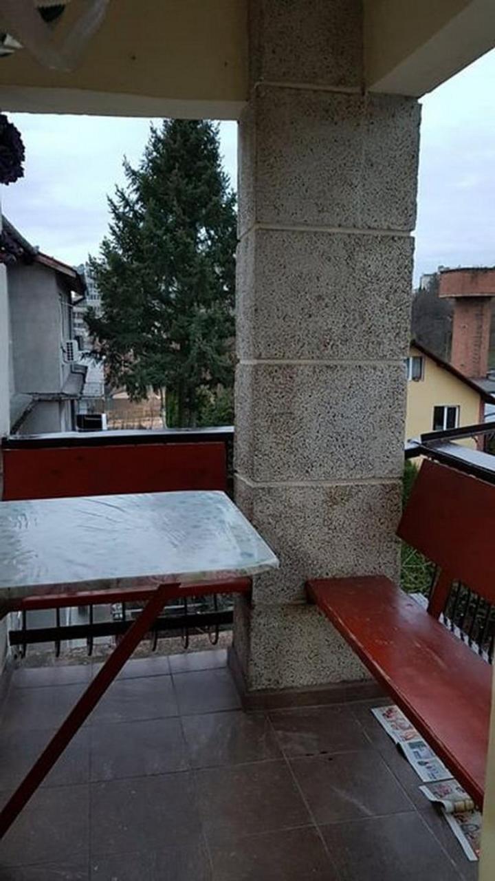 Appartement Garsoniera Cristina à Băile Felix Extérieur photo